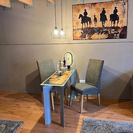 Apartment Lucky Luke's Hideaway Heibloem